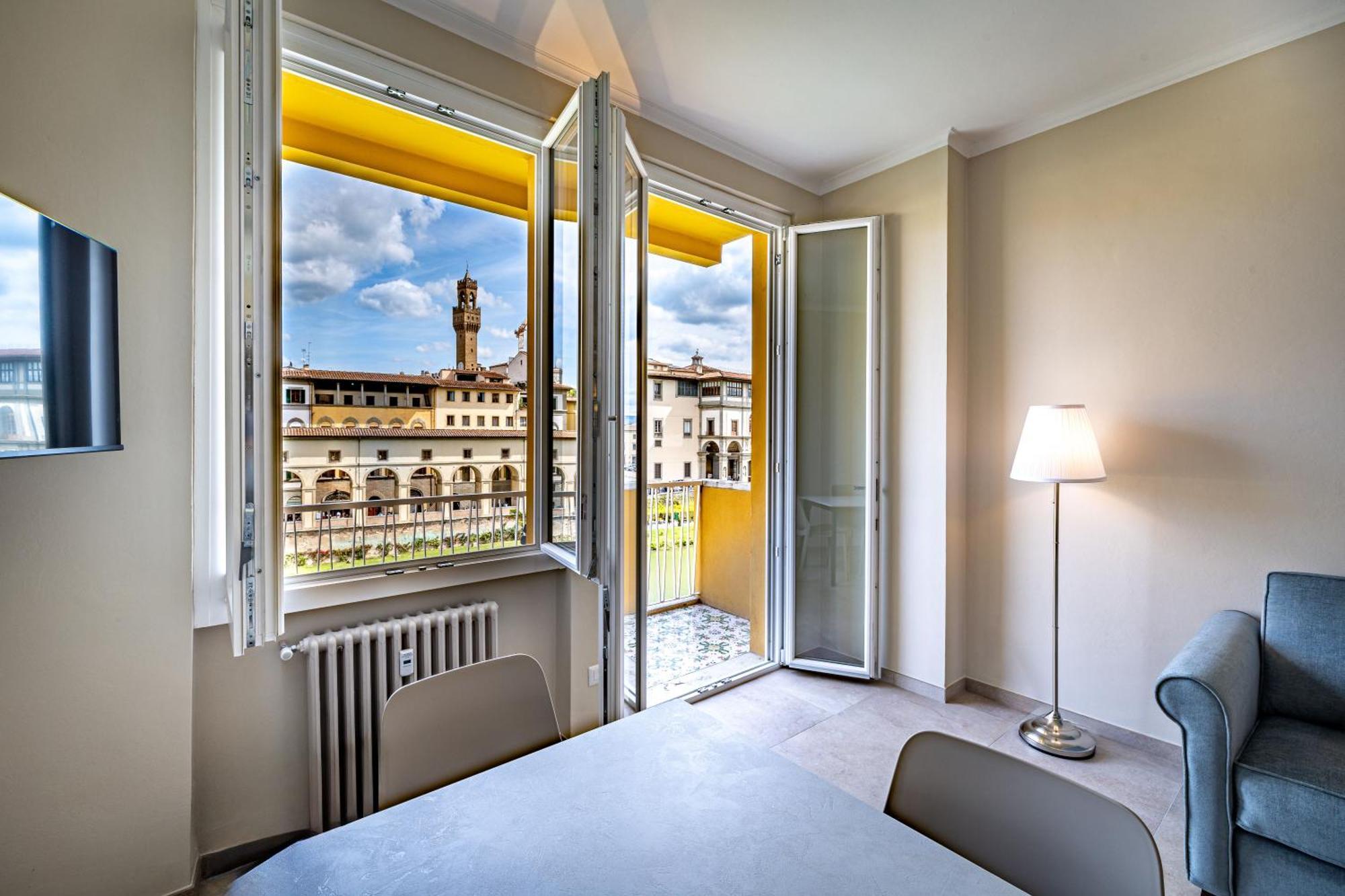 Yd Balcony On Pontevecchio View Apartment Florence Ngoại thất bức ảnh