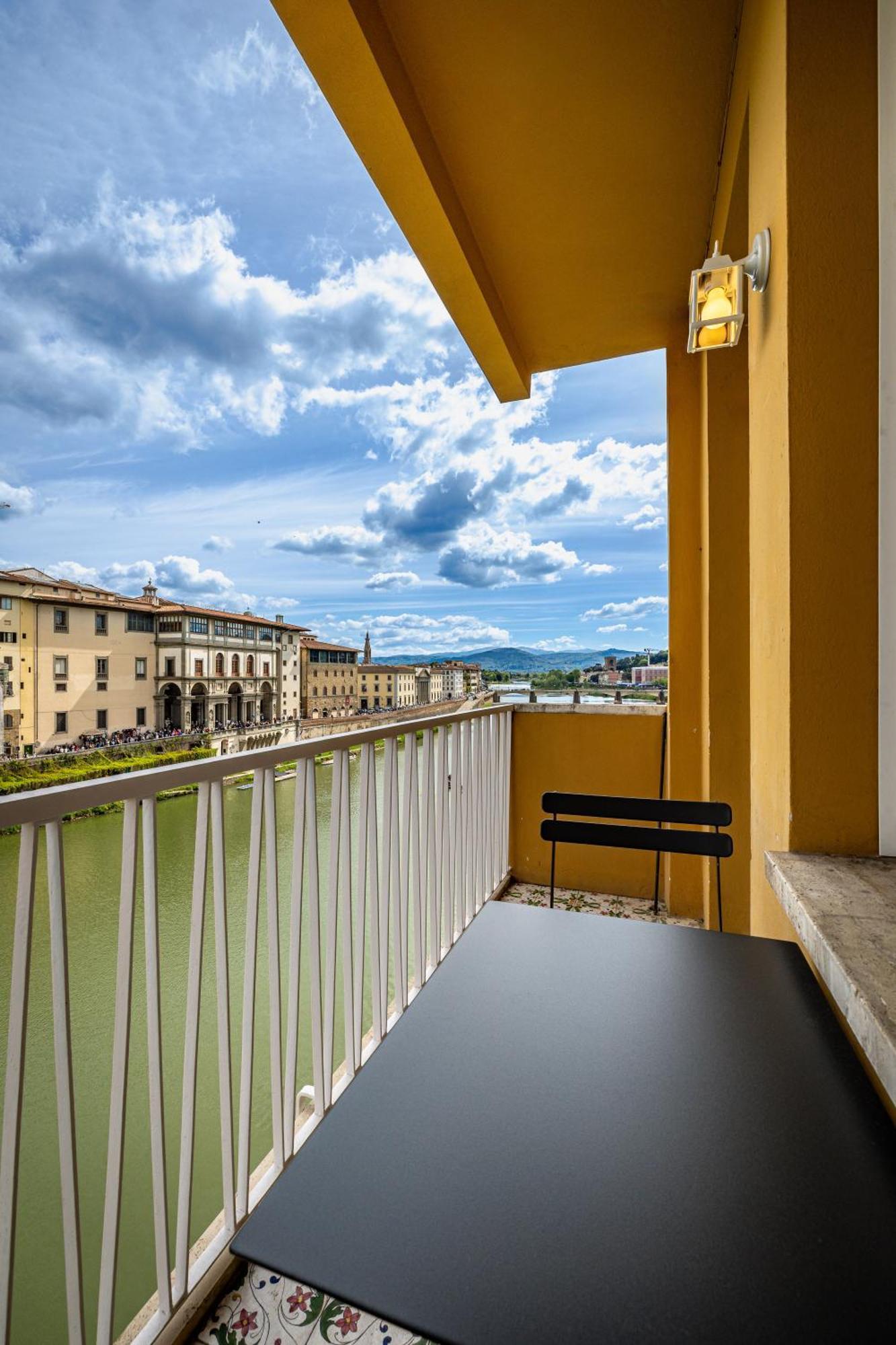 Yd Balcony On Pontevecchio View Apartment Florence Ngoại thất bức ảnh